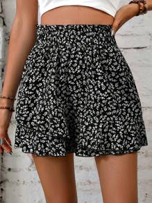 SHEIN LUNE 小碎花紙袋腰荷葉邊短褲 - 黑色 - 查看 1
