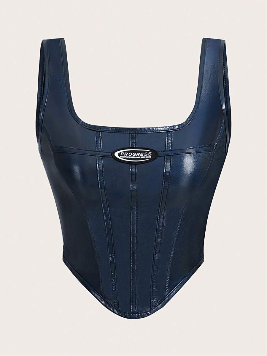 SHEIN X Doris Jocelyn SHEIN ICON 金屬質感字母補丁細節弧形下擺背心上衣 - 黑色 - 查看 1