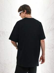 Men Letter Graphic Drop Shoulder Tee - Black - View 2