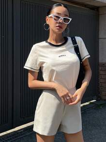 DAZY Camiseta Con Estampado De Letras Y Ribete En Contraste - Beis - Ver 6