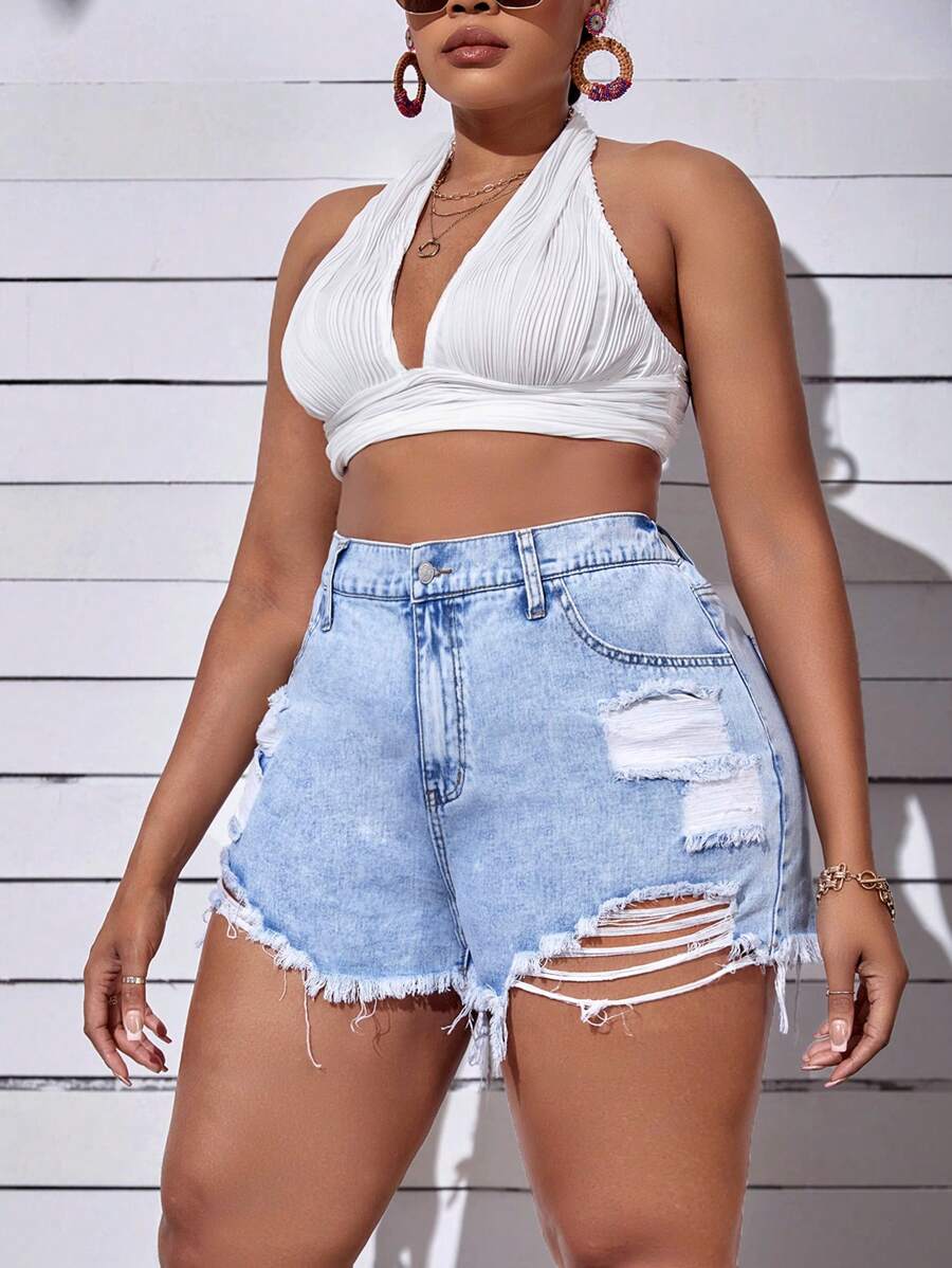 SHEIN SXY 大碼破洞毛邊牛仔短褲 - 淺色水洗藍 - 查看 1