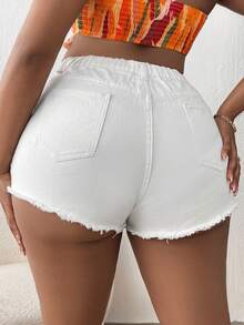 SHEIN SXY 大碼破洞毛邊牛仔短褲 - 白色 - 查看 4