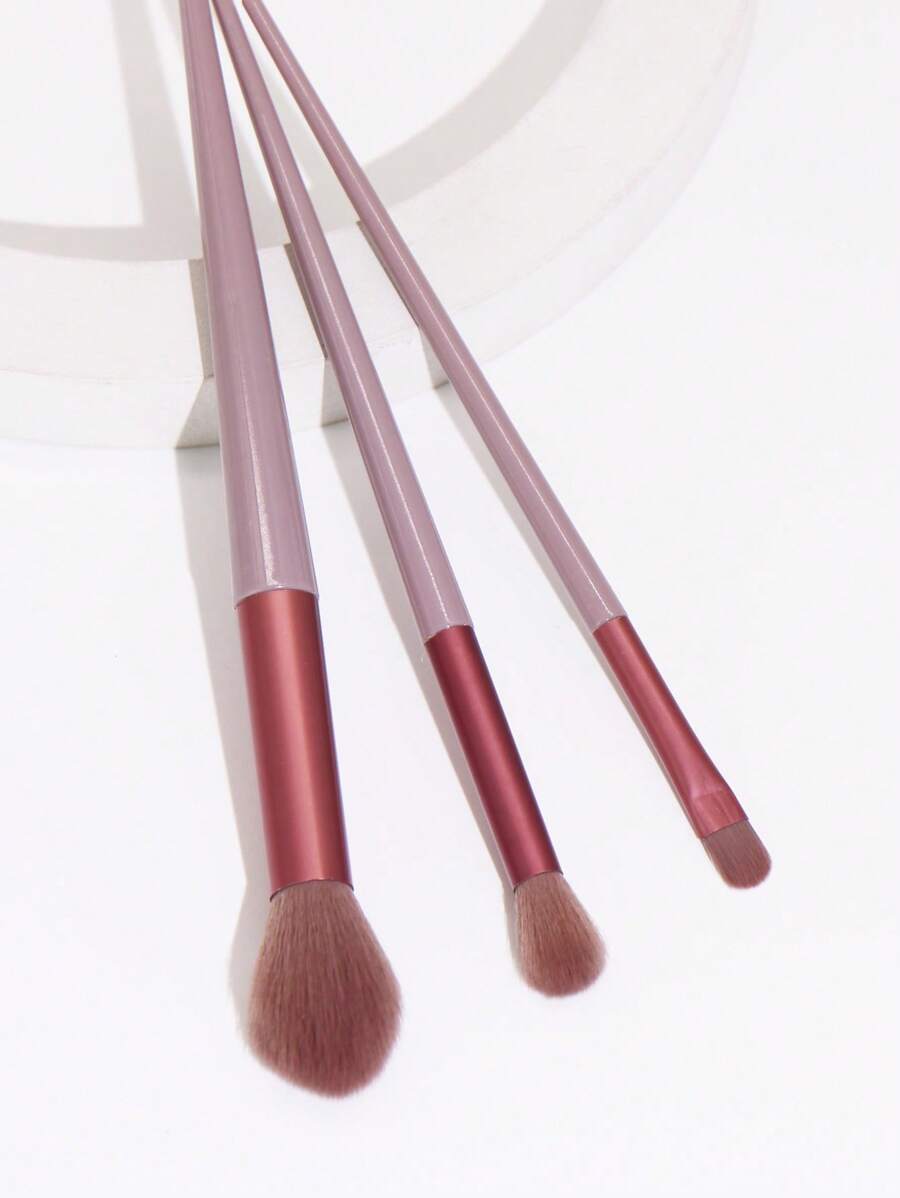 3件套化妆刷组合套装，包含高光眼影刷和唇刷，化妆刷套装，化妆刷套装，化妆刷套装，全套化妆刷，化妆刷套装，全套化妆套装，化妆刷套装，化妆刷套装，化妆礼盒套装 - 淡紫色 - 查看 1