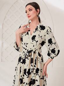 Modelyn 印花繫腰帶連衣裙 - 卡其色 - 查看 3