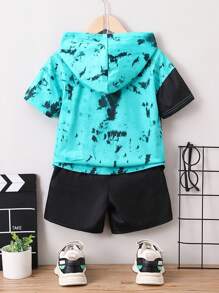 SHEIN Young Boy Expression Print Hooded Tee & Shorts
