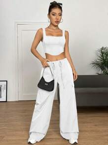SHEIN EZwear 素色短款背心和翻蓋口袋工裝褲 - 白色 - 查看 1