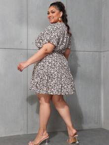 大碼滿版印花荷葉邊洋裝 - 彩色 - 查看 2