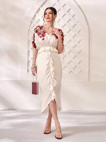 Mulvari 印花荷葉邊連衣裙 - 杏色 - 查看 1