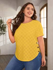 SHEIN LUNE Plus Button Detail Curved Hem Schiffy Tee - Yellow - View 3