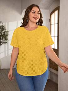 SHEIN LUNE Plus Button Detail Curved Hem Schiffy Tee - Yellow - View 4