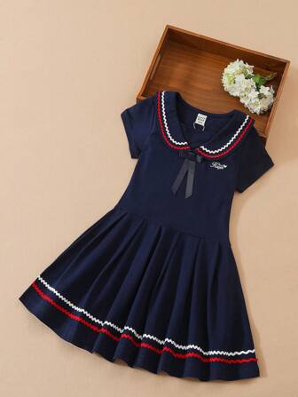 Girls Striped Trim Sailor Collar Pleated Hem Dress