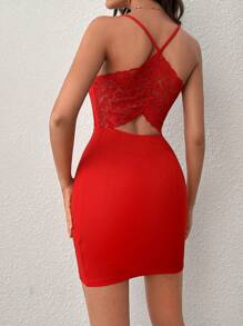 SHEIN Privé Vestido ajustado de tirantes con encaje en contraste con abertura trasera - Rojo - Ver 2