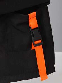 SHEIN 小男童素色T恤和帶扣細節短褲 - 黑色 - 查看 5