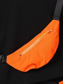 SHEIN 小男童素色T恤和帶扣細節短褲 - 黑色 - 查看 6