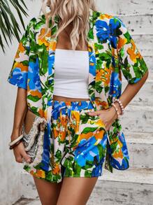 SHEIN VCAY Allover Floral Print Blouse & Tie Front Shorts
