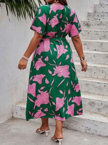 SHEIN Holidaya Plus Floral Print Butterfly Sleeve Split Thigh Belted Dress - Green - View 2