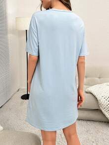 蝴蝶和標語圖案睡裙