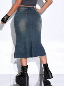 SHEIN ICON Plus Mermaid Hem Denim Skirt - Medium Wash - View 2