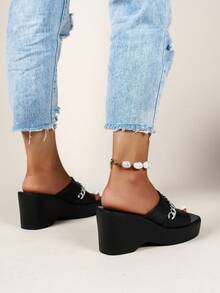 Women Chain Decor Wedge Slide Sandals, Punk Sandals - Black - View 2