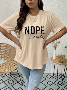 SHEIN LUNE 大碼標語圖案T恤 - 杏色 - 查看 5