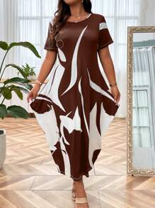 SHEIN LUNE 大碼圖案印花T恤洋裝 - 咖啡棕 - 查看 5