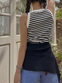 DAZY 條紋圖案針織上衣 - 黑與白 - 查看 2