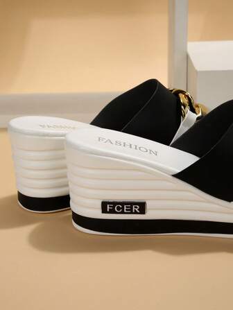 Women Chain Decor Wedge Slide Sandals, Fashion Black Sandals