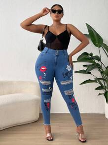 SHEIN 大碼標語和心形印花破洞毛邊緣緊身牛仔褲 - 中等水洗藍 - 查看 2