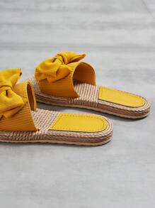 Women's Flat Sandals With Handmade Bow Decor