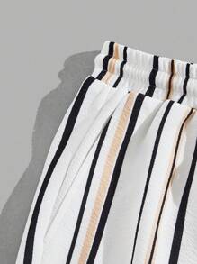 Manfinity Unisex Men Striped & Letter Graphic Tee & Drawstring Waist Shorts Summer Outfit