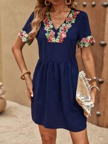 SHEIN VCAY 波西米亞刺綉花卉印花女士連衣裙 - 藏蓝色 - 查看 4