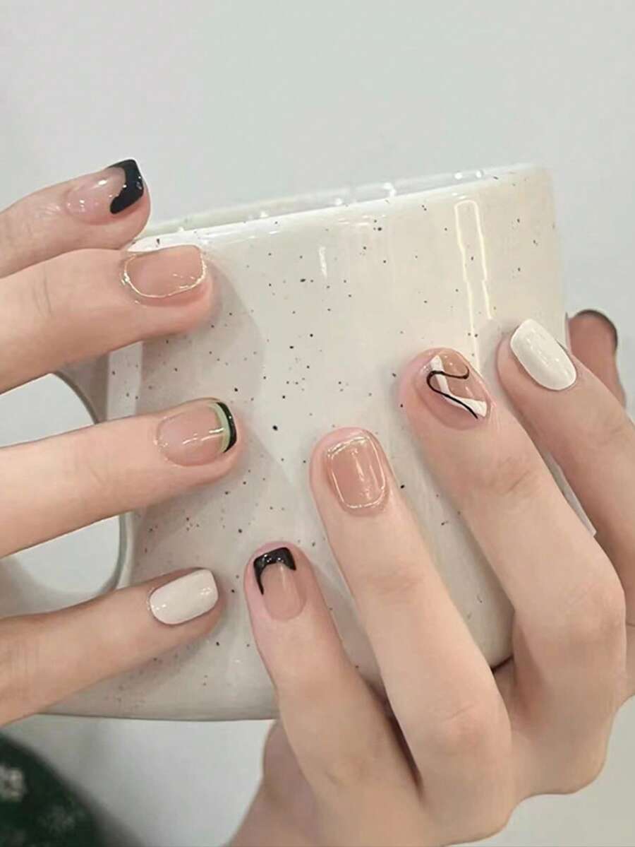 Nâng cấp diện mạo của bạn với Bộ móng tay giả có sọc vuông ngắn 24 chiếc - Nhiều màu - Xem 1