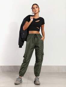 SHE(IN) BRASIL Cut Out Front Crop Tee - màu đen - Xem 3