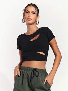 SHE(IN) BRASIL Cut Out Front Crop Tee - màu đen - Xem 5