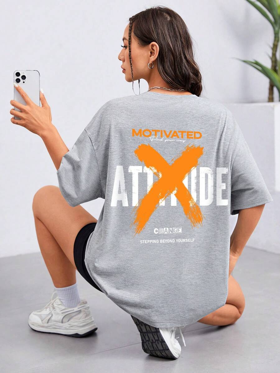 SHEIN EZwear Camiseta amplia con estampado de letra de hombros caídos - Gris Claro - Ver 1