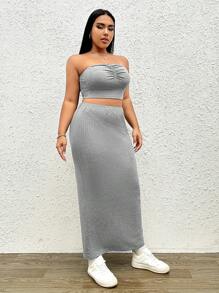 SHEIN EZwear 大碼褶邊短款抹胸上衣和半身裙