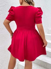 SHEIN Privé 大碼交疊領泡泡袖連衣裙 - 玫瑰紅 - 查看 2