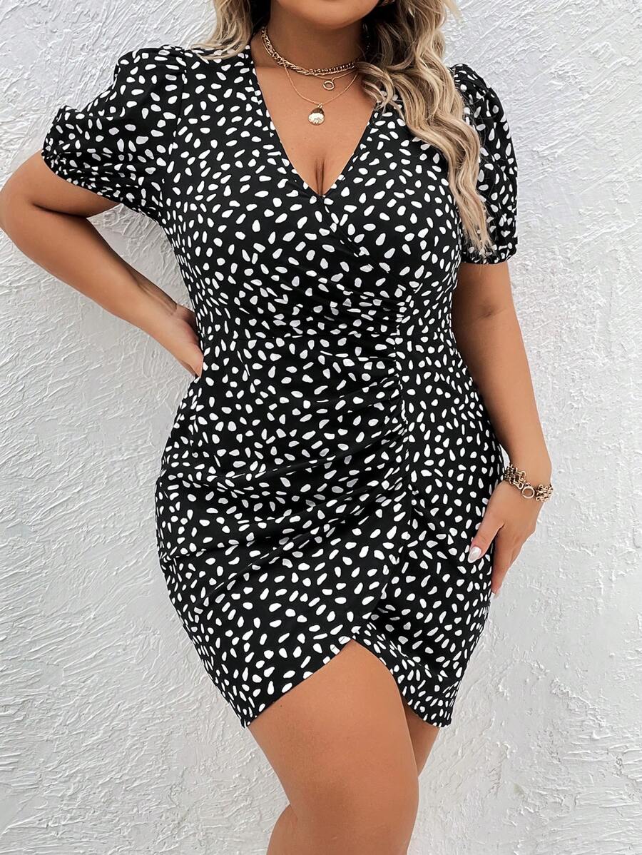 SHEIN Privé Plus Allover Print Puff Sleeve Ruched Wrap Hem Bodycon Dress - Black and White - View 1
