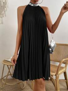 Breezaya 亮片拼接百褶繞頸連衣裙 - 黑色 - 查看 3