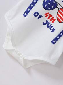 SHEIN Baby Amerikanisch Muster, Body mit & Shorts mit