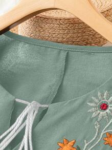 SHEIN LUNE Đầm Plus Size Thêu mép Thắt nơ trước Hoa Boho - Màu xanh Bạc hà - Xem 5