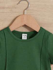 SHEIN Baby Boy Solid Color T-Shirt And Shorts Casual Minimalist Set, Suitable For Summer - Green - View 4