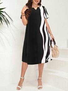 SHEIN Clasi 大碼撞色缺口領連衣裙 - 彩色 - 查看 3