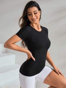 Yoga Basic 素色運動T恤 - 黑色 - 查看 6