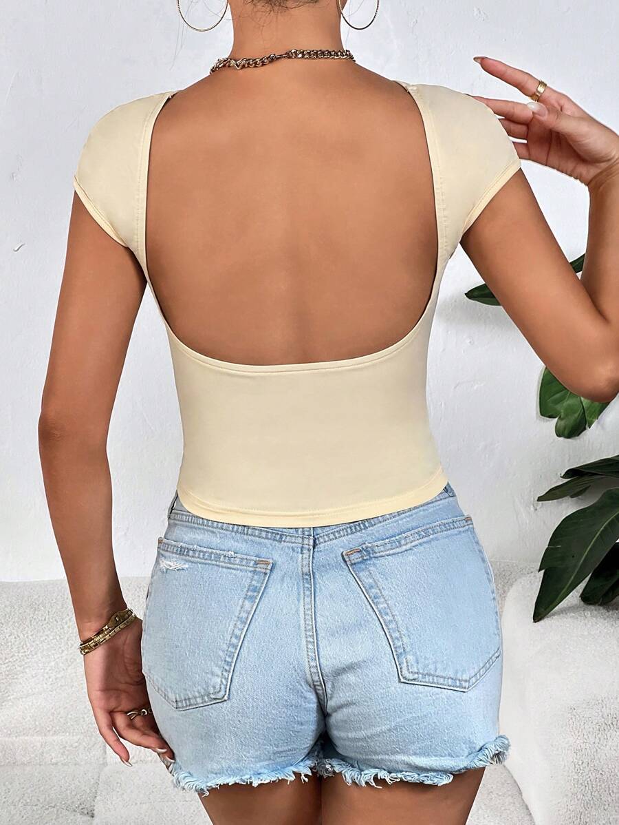 SHEIN Essnce 素色露背短款T恤 - 杏色 - 查看 1