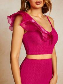 SHEIN BAE 不對稱領荷葉邊短款上衣和包臀半身裙