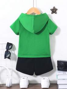 SHEIN 男嬰卡通壓花連帽T恤和短褲套裝 - 彩色 - 查看 2