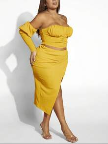 SHEIN SXY Plus Off Shoulder Ruched Bust Crop Top & Split Thigh Skirt - Yellow - View 4