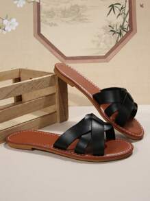 New Arrival European And American Style Large Size Women's Flat Sandals And Beach Sandals For Summer - Black - View 3