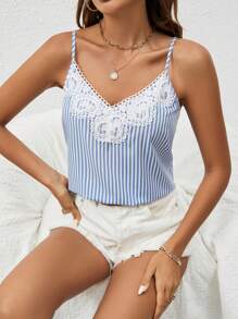 SHEIN Frenchy 條紋印花拼接水溶蕾絲吊帶上衣 - 藍白色 - 查看 1